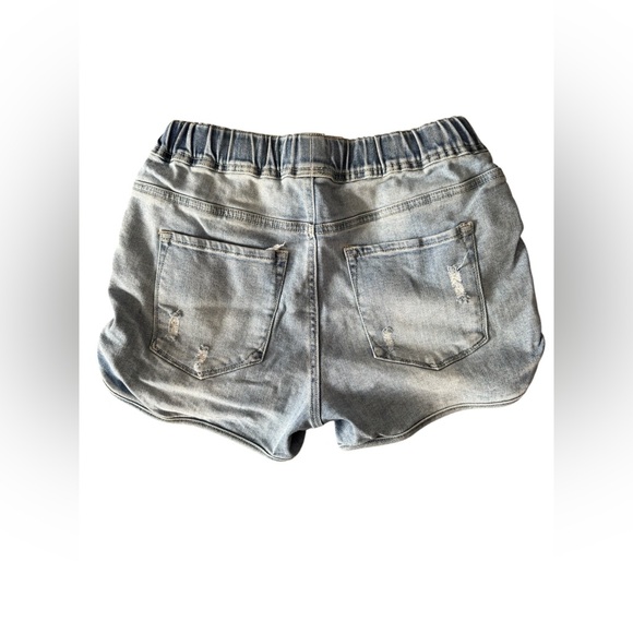 Risen shorts - Picture 3 of 4